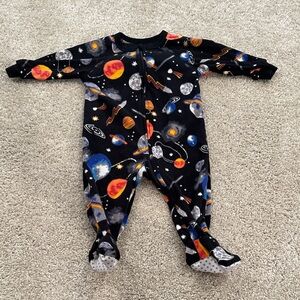 Place Black Space Adventure Kids Footie